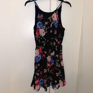 Polka dot floral dress size M